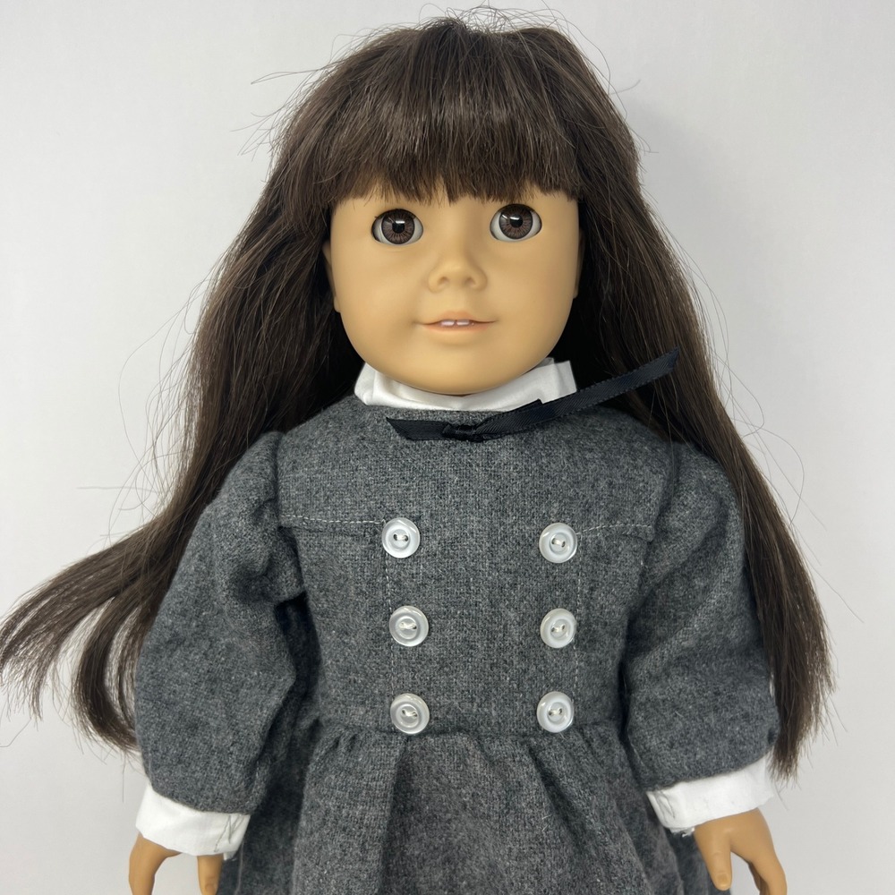 Retired American Girl Doll Truly Me 13 Brown Hair Bangs w/ Samantha School Dress